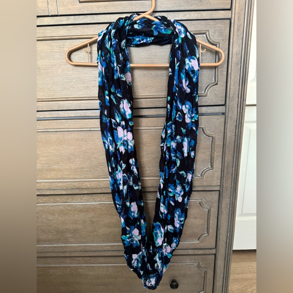 Floral Black and Blue Women's Scarf